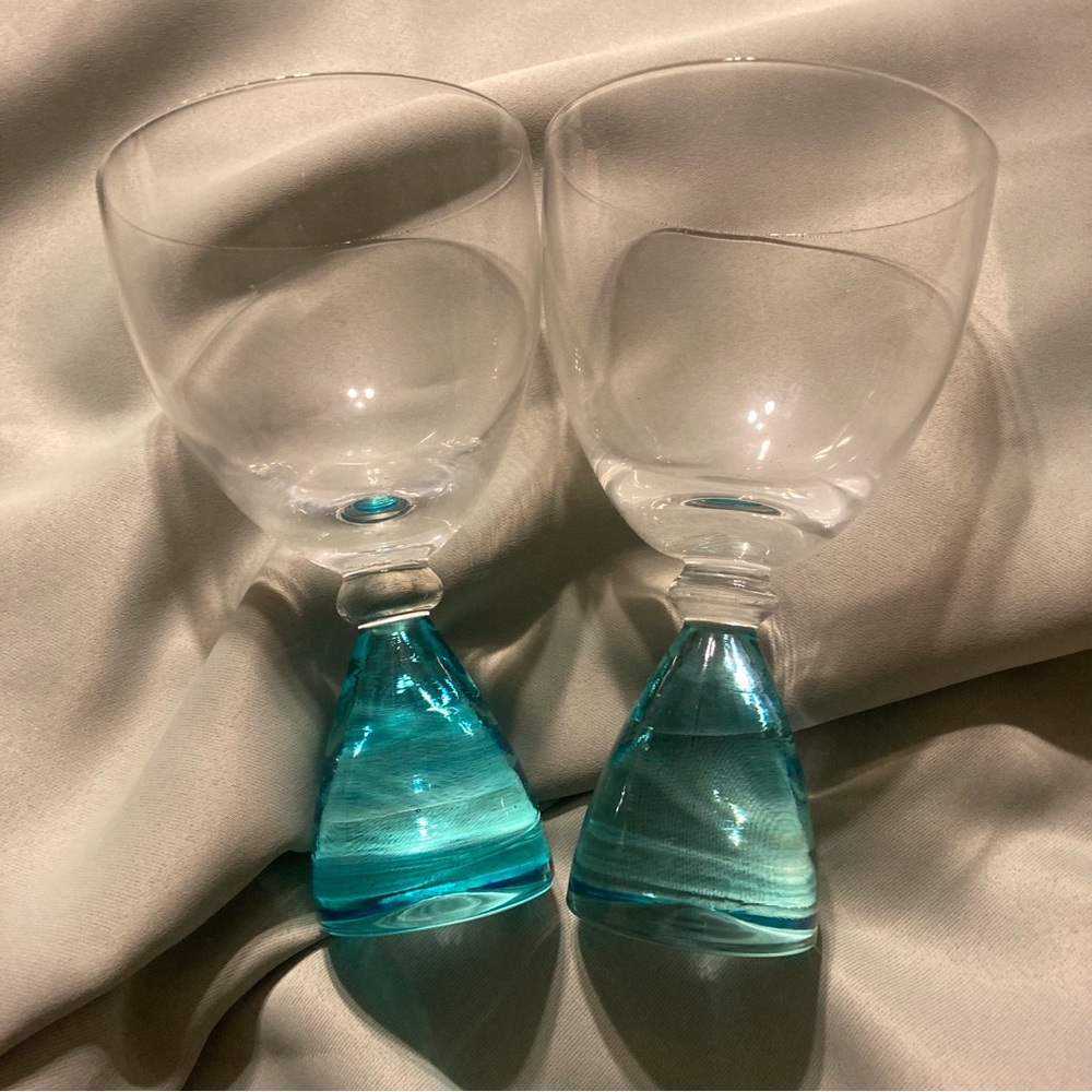 2 Pernille Bulow Dot Com Hand Blown Red Wine Glasses Clear / Aqua Blue Base